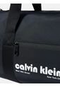 Bolso Negro Duffle Deportivo Calvin Klein de Calvin Klein