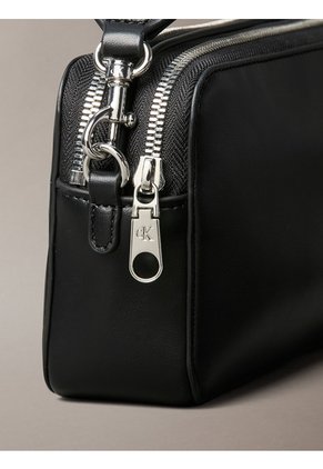 Bolso Negro Cruzado Convertible De 2 Tiras Calvin Klein