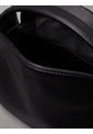 Bolso Negro De Mano Pequeño Calvin Klein de Calvin Klein