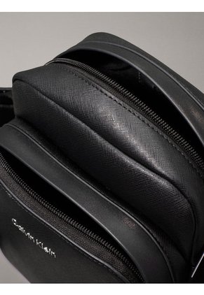 Bolso Negro Reporter Must Calvin Klein