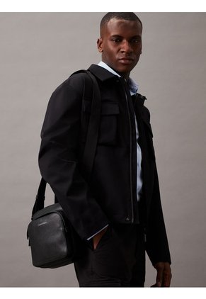 Bolso Negro Reporter Must Calvin Klein