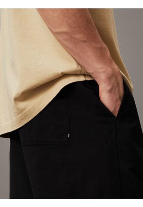 Bermuda Negra De Algodón Texturizado Calvin Klein