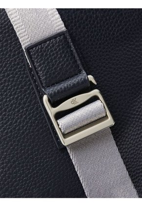 Bolso Azul Reporter Cargo Calvin Klein