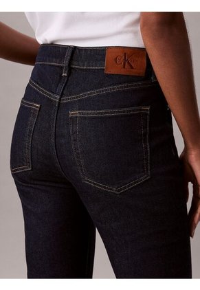 Jeans Rojo Skinny Para Botas Con Lavado Clásico Calvin Klein