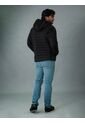 Chaqueta Negra Acolchada Con Capota Para Hombre Calvin Klein de Calvin Klein