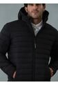 Chaqueta Negra Acolchada Con Capota Para Hombre Calvin Klein de Calvin Klein