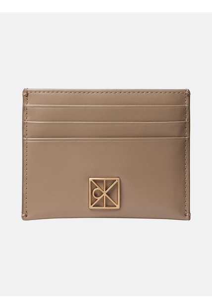 Tarjetero Beige De Cuero Emblemático Calvin Klein