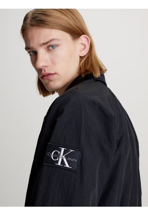 Chaqueta Negra De Nailon Estructurado Calvin Klein
