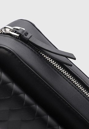 Bolso Manos Libres Calvin Klein Mini Quilt Negro