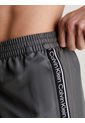 Bermuda De Baño Gris De Largo Medio Con Cordón Calvin Klein de Calvin Klein