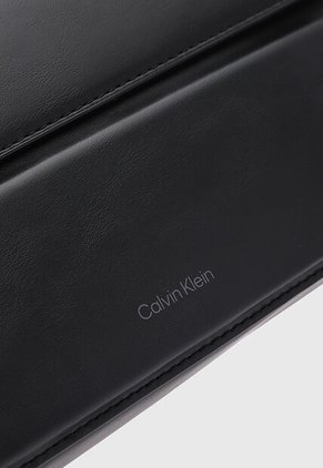 Bolso Calvin Klein Negro