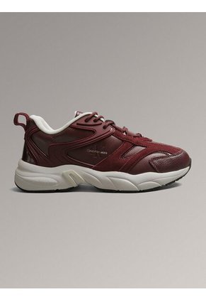 Tenis Rojo Retro Con Monograma Calvin Klein