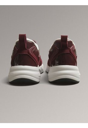 Tenis Rojo Retro Con Monograma Calvin Klein