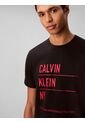 Camiseta Negra Con Estampado Gráfico De New York Calvin Klein de Calvin Klein