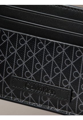 Tarjetero Negro Con Logo Monograma En Todo El Artículo Calvin Klein