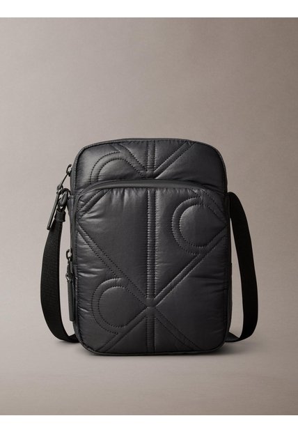 Bolso Negro Reporter Acolchado Con Logo Monograma Calvin Klein