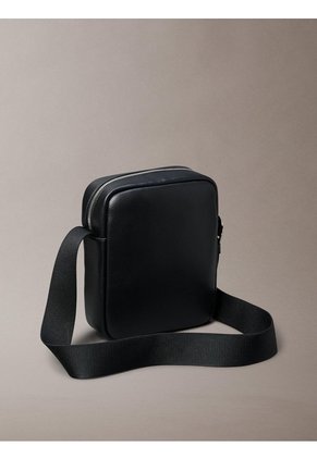 Bolso Negro Reporter Raised Calvin Klein