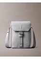 Bolso Gris Cargo Reporter Con Cierre De Solapa Calvin Klein de Calvin Klein