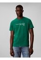 Camiseta Verde Con Gráfico De Logo Calvin Klein de Calvin Klein