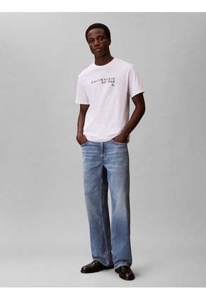 Camiseta Blanca Con Gráfico De Logo Calvin Klein