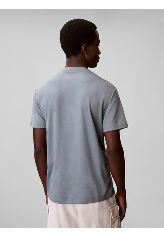 Camiseta Gris Con Emblema En Relieve Calvin Klein Calvin Klein
