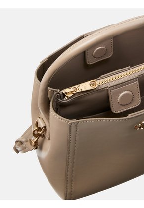 Bolso Beige Saco Con Monograma Y Herrajes Calvin Klein