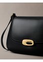 Bolso Negro Cruzado Mediano Con Solapa Calvin Klein de Calvin Klein
