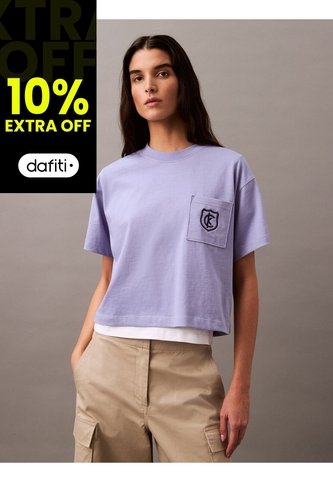 Camiseta Morado Cropped Con Escudo Con Logo Calvin Klein Calvin Klein