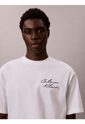 Camiseta Blanca Con Estampado Gráfico Calvin Klein