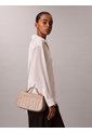 Bolso Beige De Mano Acolchado Calvin Klein de Calvin Klein