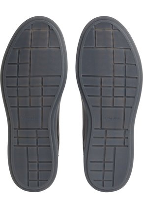 Tenis Negro Con Logo Tonal De Cuero - Brooke Calvin Klein