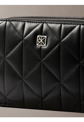 Bolso Negro De Cámara Acolchado Calvin Klein