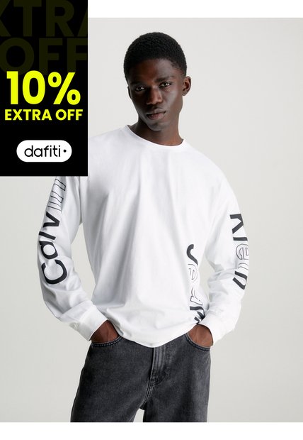 Camiseta De Manga Larga Con Logo Gráfico Calvin Klein