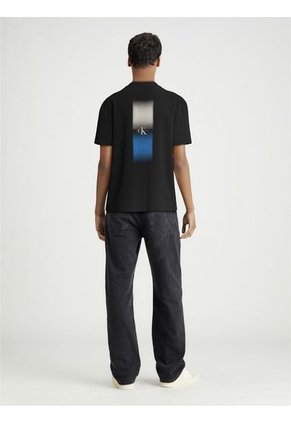 Camiseta Negra Gradient Fade Calvin Klein