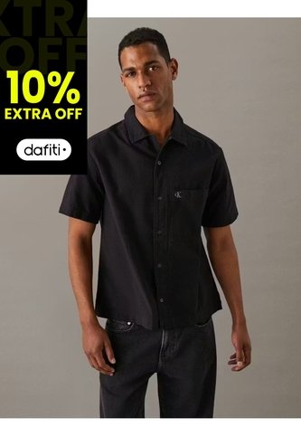 Camisa Negra Manga Corta Con Bolsillo Calvin Klein Calvin Klein
