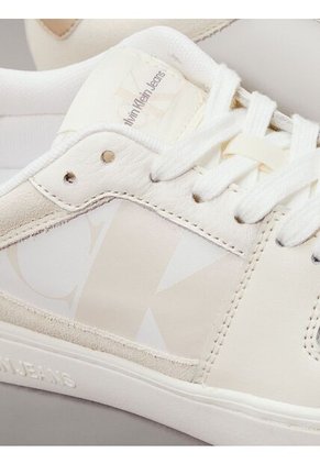 Tenis Beige Classic Con Detalles De Gamuza Calvin Klein