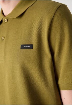 Polo Verde Elástico Grindle Calvin Klein
