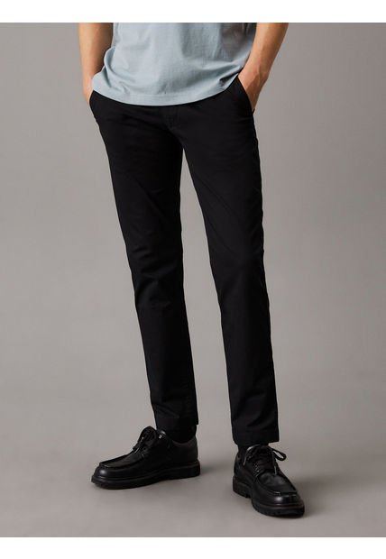 Pantalones Negro Chinos Tapered Calvin Klein