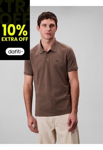 Polo Chocolate Con Monograma Bordado Calvin Klein Calvin Klein