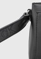 Bolso Manos Libres Negro Calvin Klein de Calvin Klein