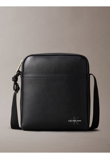 Bolso Negro Reporter Con Logotipo Calvin Klein