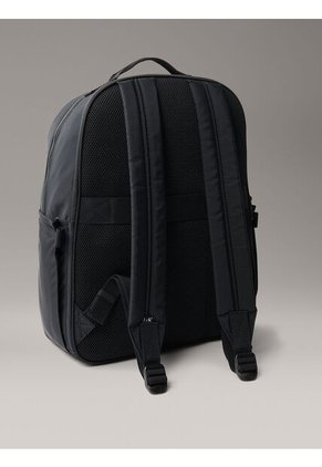 Morral Negro Multifuncional Con Logo Gráfico Calvin Klein