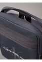 Bolso Gris Essentials Reporter Calvin Klein de Calvin Klein