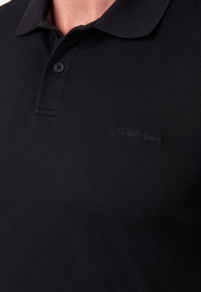 Polo Calvin Klein Negro