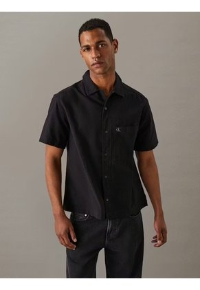Camisa Negra Manga Corta Con Bolsillo Calvin Klein