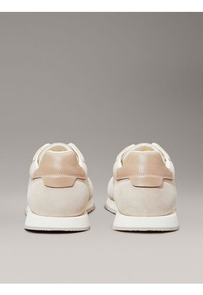 Tenis Beige De Perfil Bajo De Ante Calvin Klein