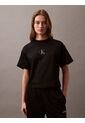Camiseta Negra Cropped Con Monograma Calvin Klein de Calvin Klein