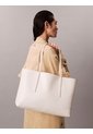 Bolso Blanco Tote Con Logo Monograma Con Bolsito Calvin Klein de Calvin Klein