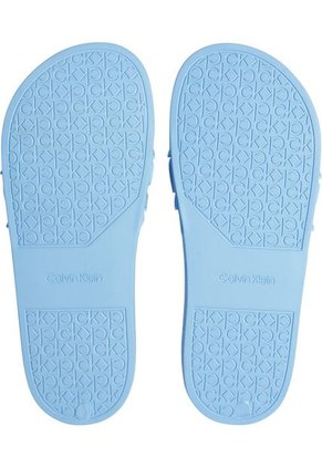 Sandalias Azul Con Acabado Saffiano Calvin Klein