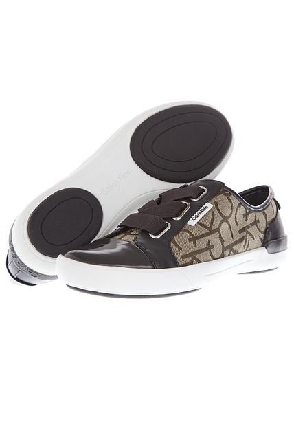 Lifestyle Calvin Klein Caf